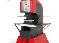 Hydrauický děrovací stroj MX700