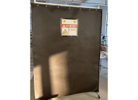 PhotonSafe – ochranná clona pro laserové svařování – volně stojící